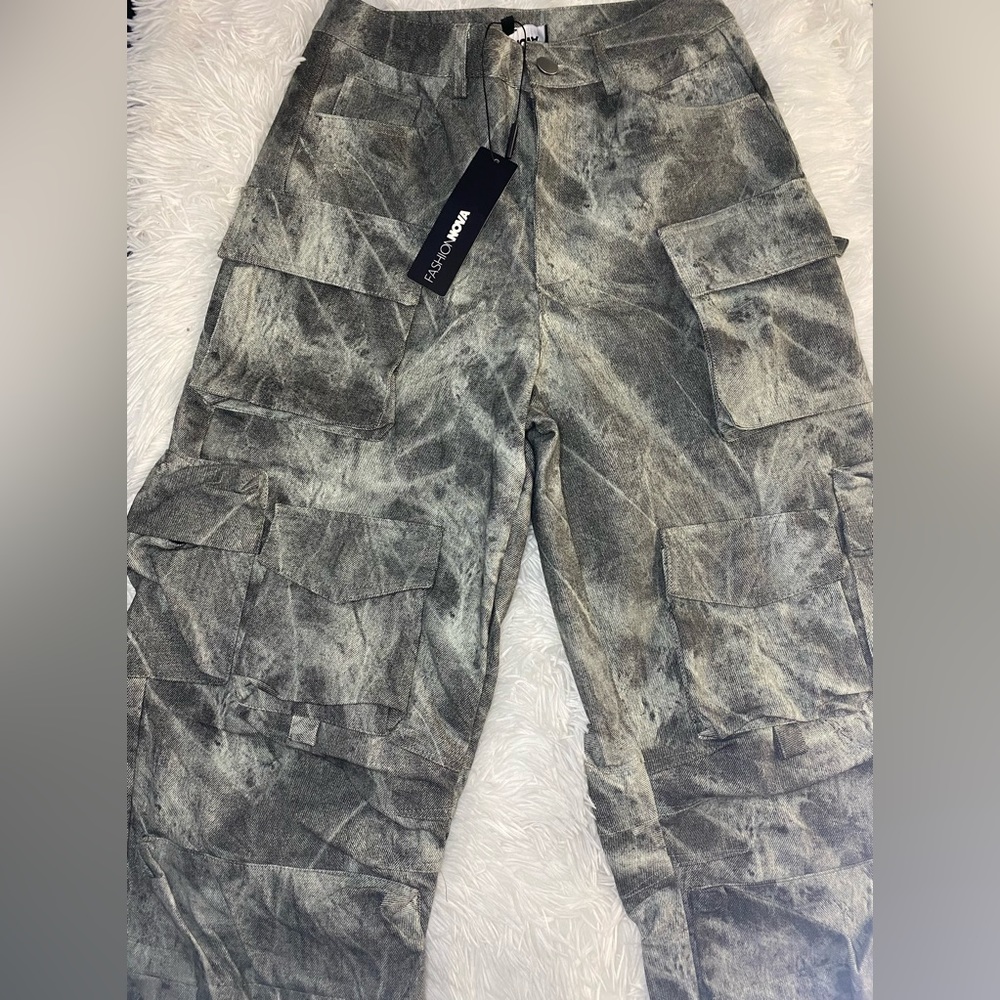 Fashion nova cargos